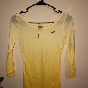Quarter sleeve women’s Hollister top Size Xs